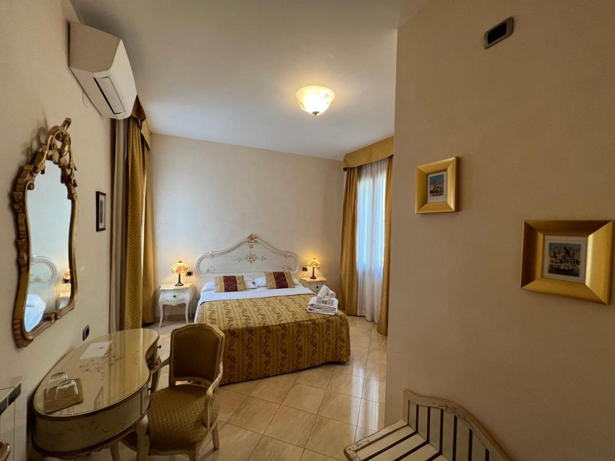 Angeles Inn Venedik Dış mekan fotoğraf