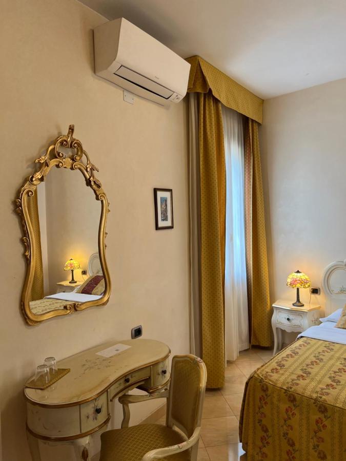 Angeles Inn Venedik Dış mekan fotoğraf
