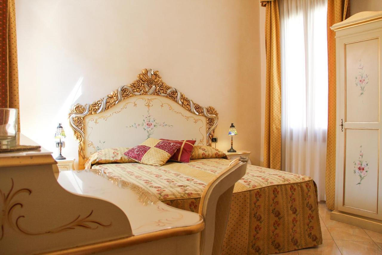 Angeles Inn Venedik Dış mekan fotoğraf